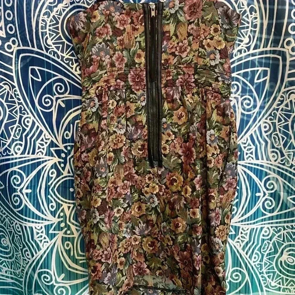 BCBG adorable flower sundress - Picture 5 of 8